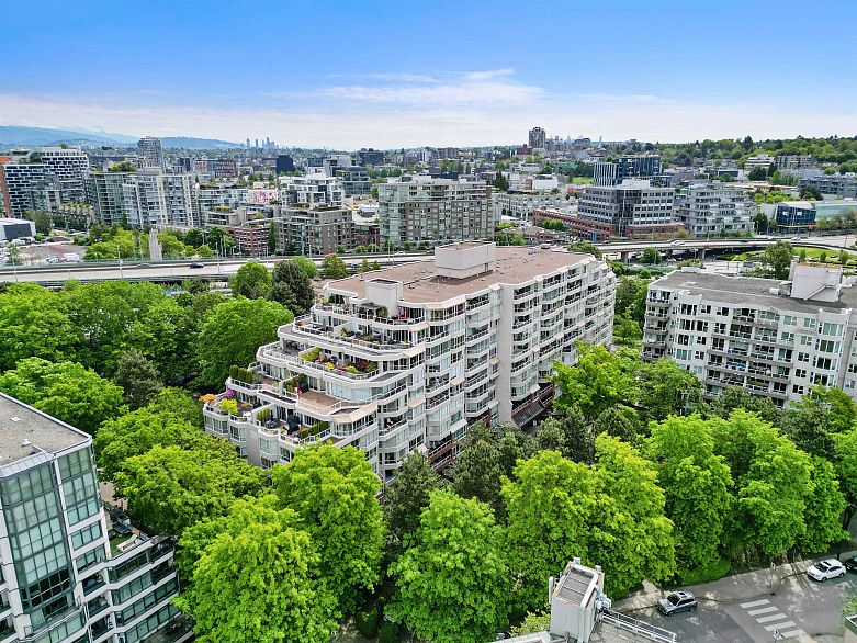 408 518 Moberly Road