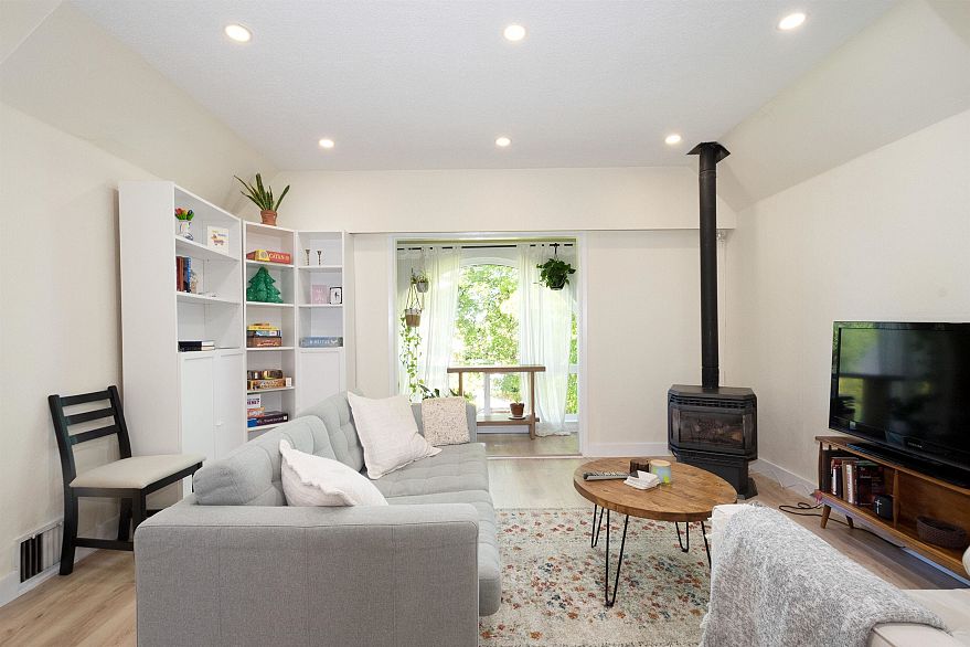 3652 Point Grey Road