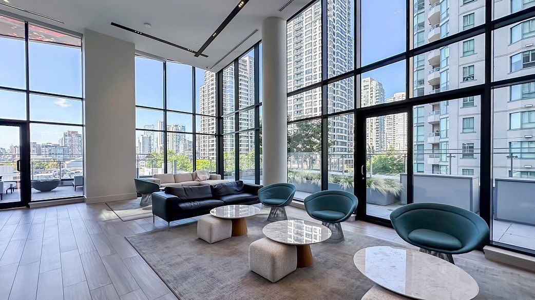 2301 885 Cambie Street