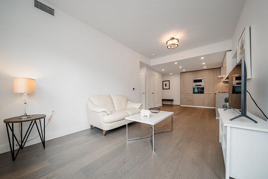 104 4932 Cambie Street