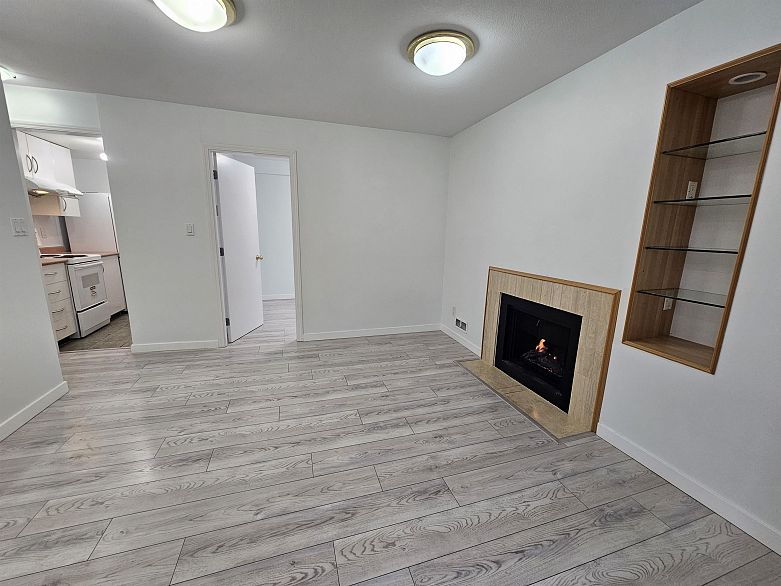 102 1445 W 70th Avenue