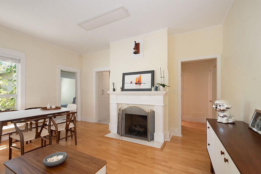 3652 Point Grey Road