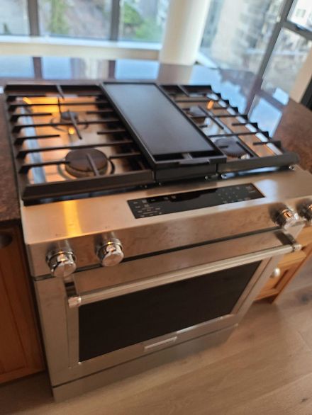 1001 1723 Alberni Street