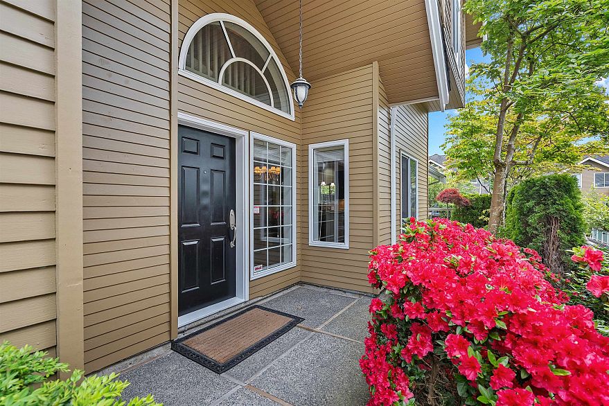 670 W 26th Avenue