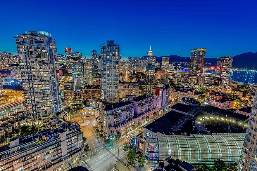 2903 58 Keefer Place