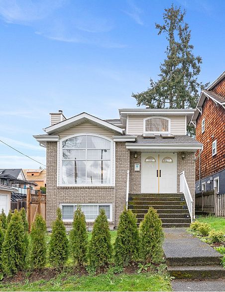333 E 48th Avenue