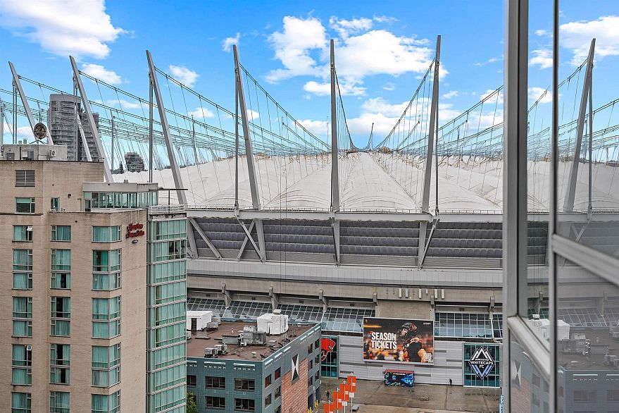 1504 821 Cambie Street