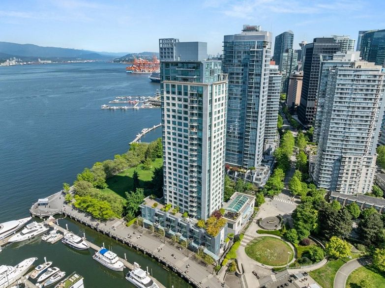 107 323 Jervis Street