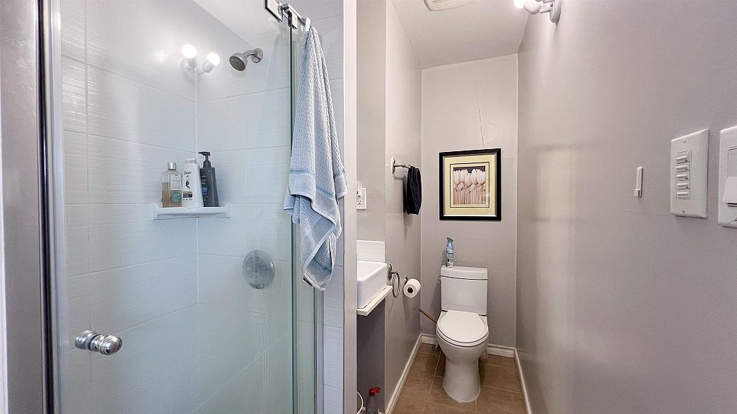 3088 Discovery Street