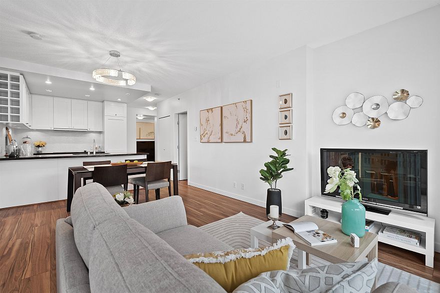 1504 821 Cambie Street