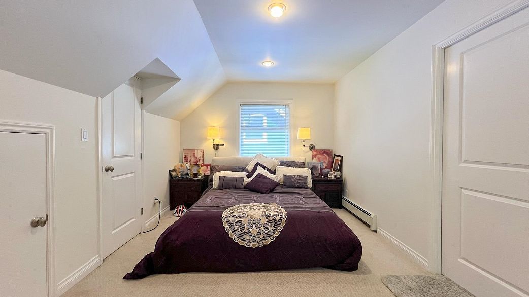 3090 Discovery Street