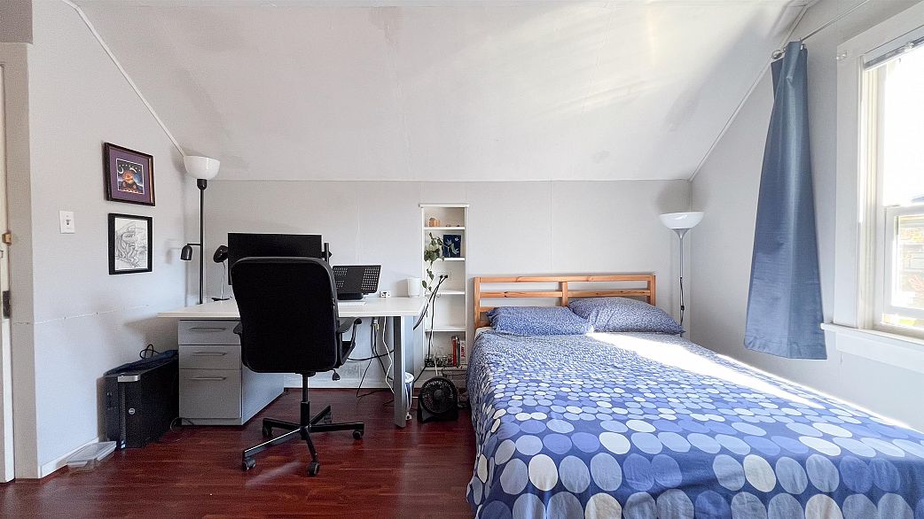 3088 Discovery Street