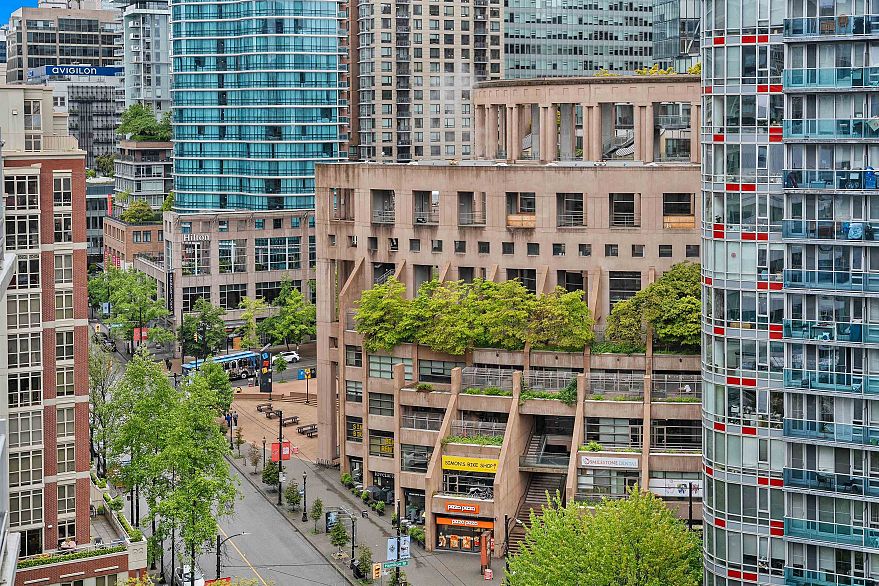 1504 821 Cambie Street