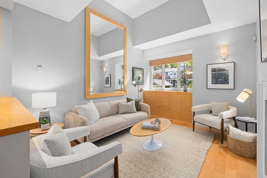 366 W 14th Avenue