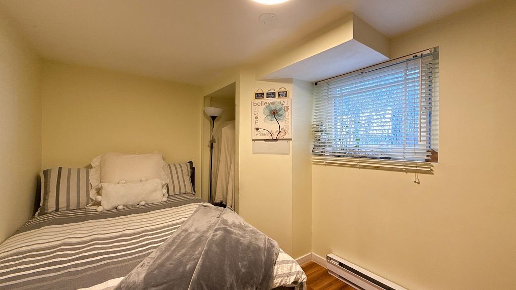 3090 Discovery Street