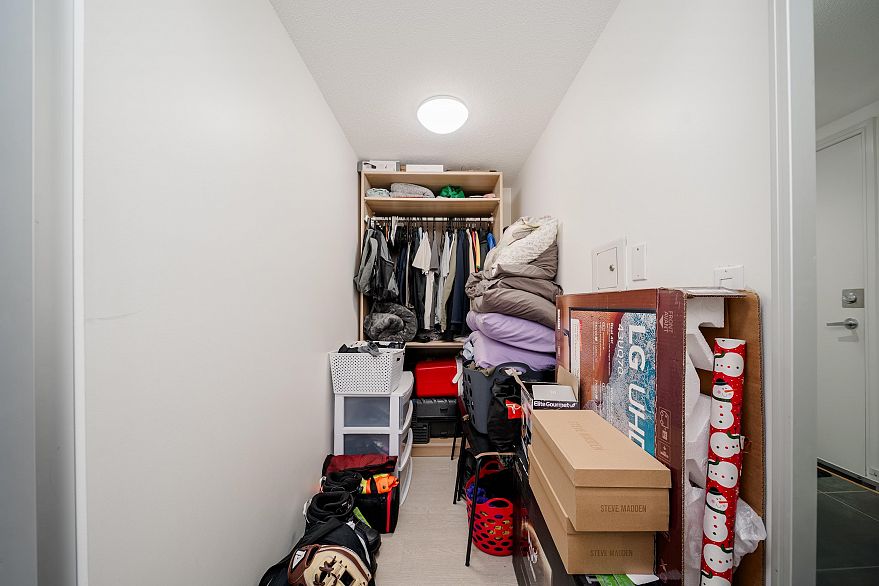 305 1068 Hornby Street