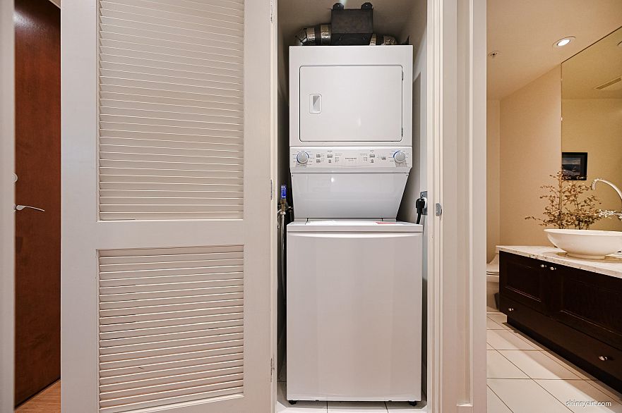 1602 1863 Alberni Street