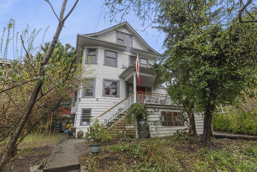 520 Salsbury Drive
