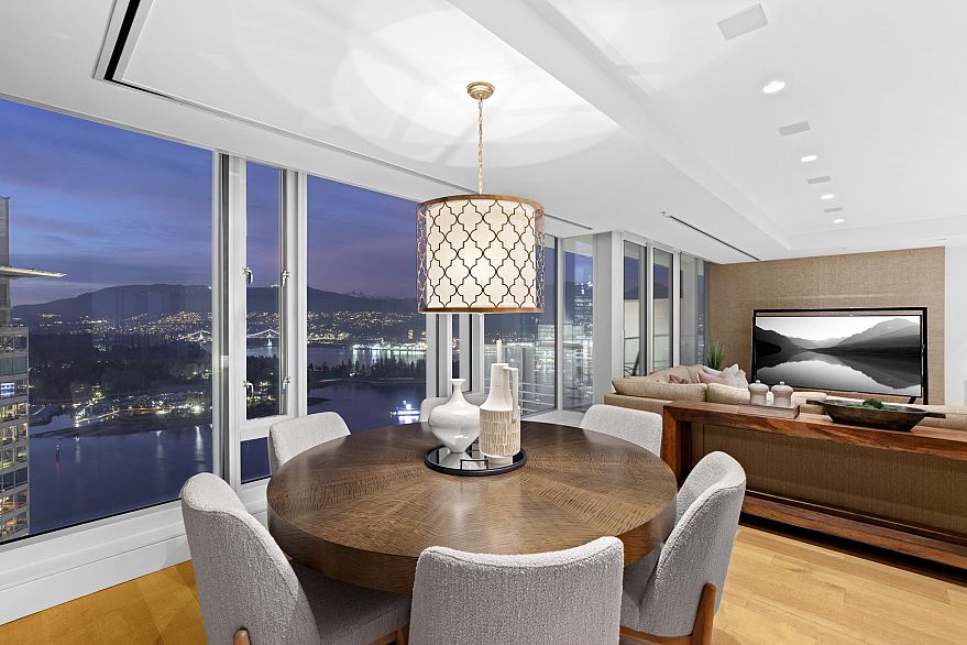 4602 1011 W Cordova Street