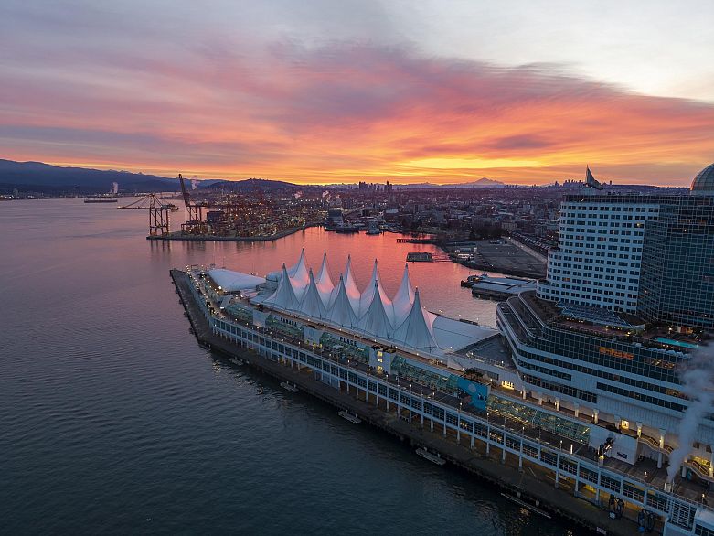 4602 1011 W Cordova Street