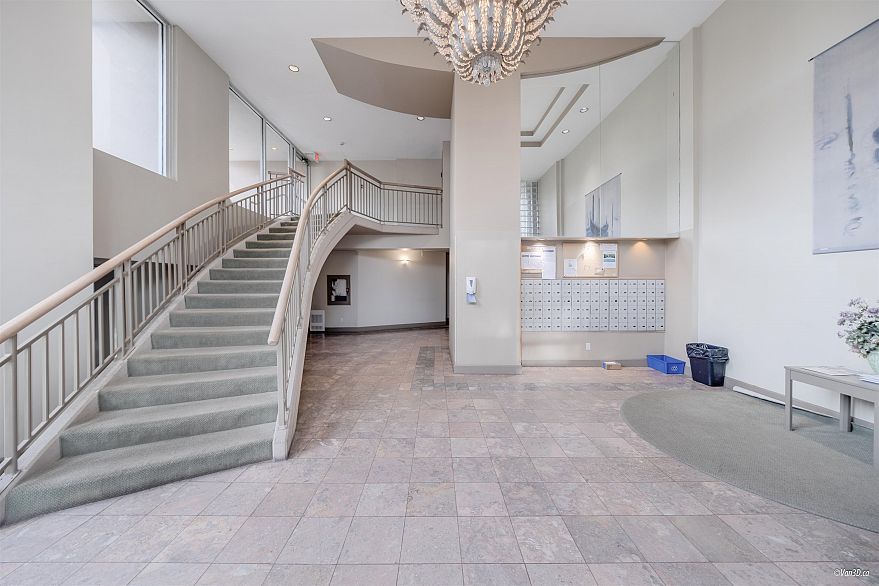 1902 2668 Ash Street