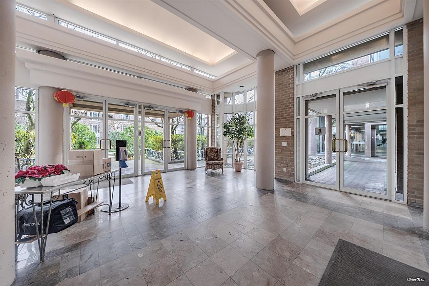 1902 2668 Ash Street