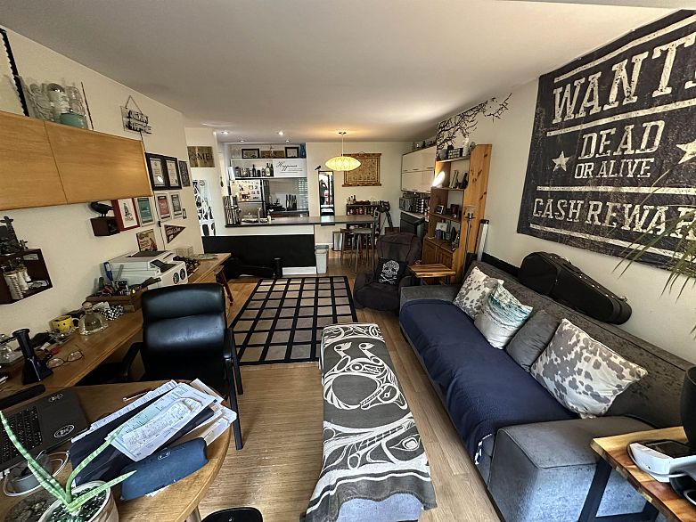 306 2234 Prince Albert Street