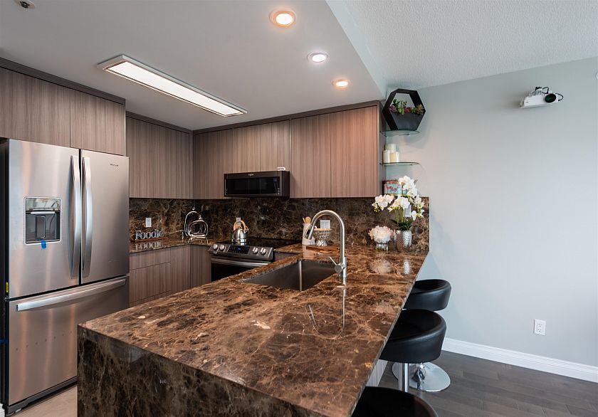 2302 555 Jervis Street