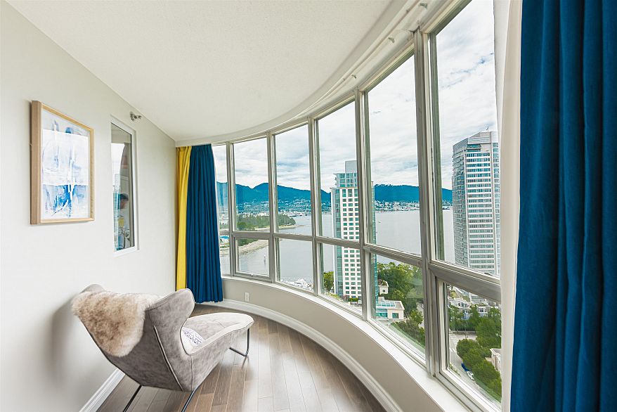 2302 555 Jervis Street