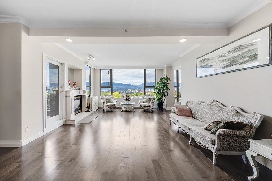 1000 1788 W 13th Avenue