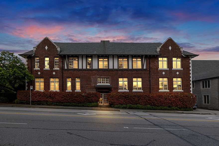 208 1811 W 16th Avenue