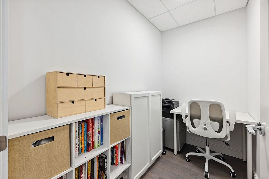 103 4932 Cambie Street