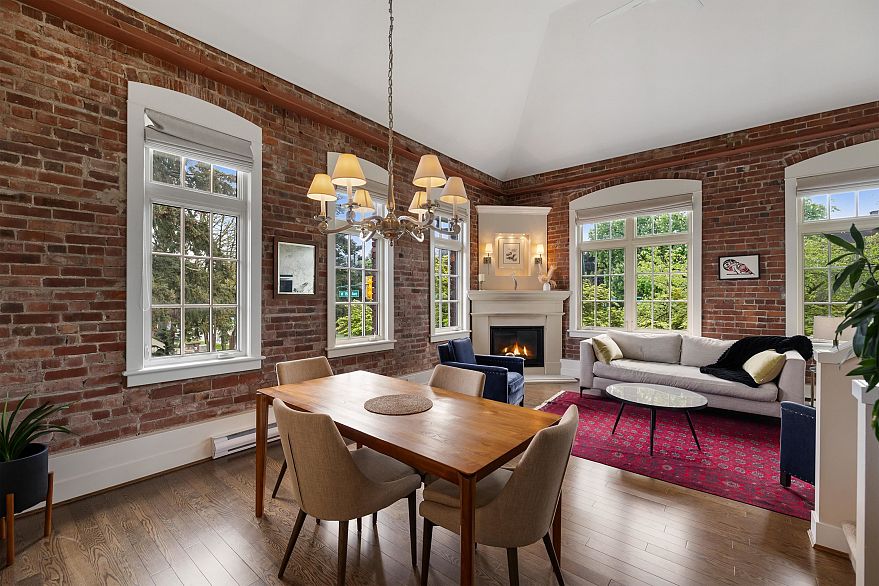 208 1811 W 16th Avenue