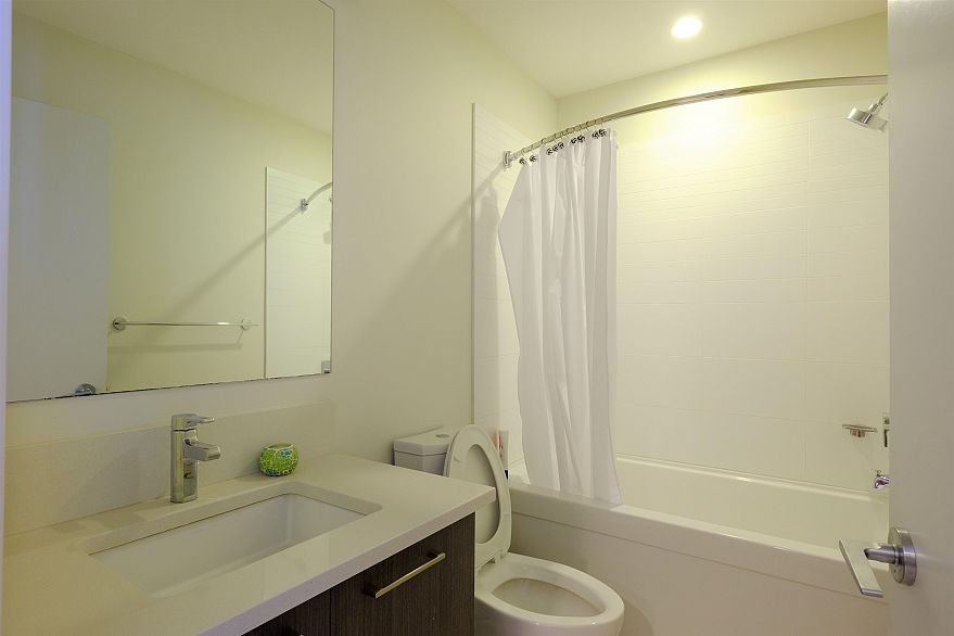 309 5981 Gray Avenue