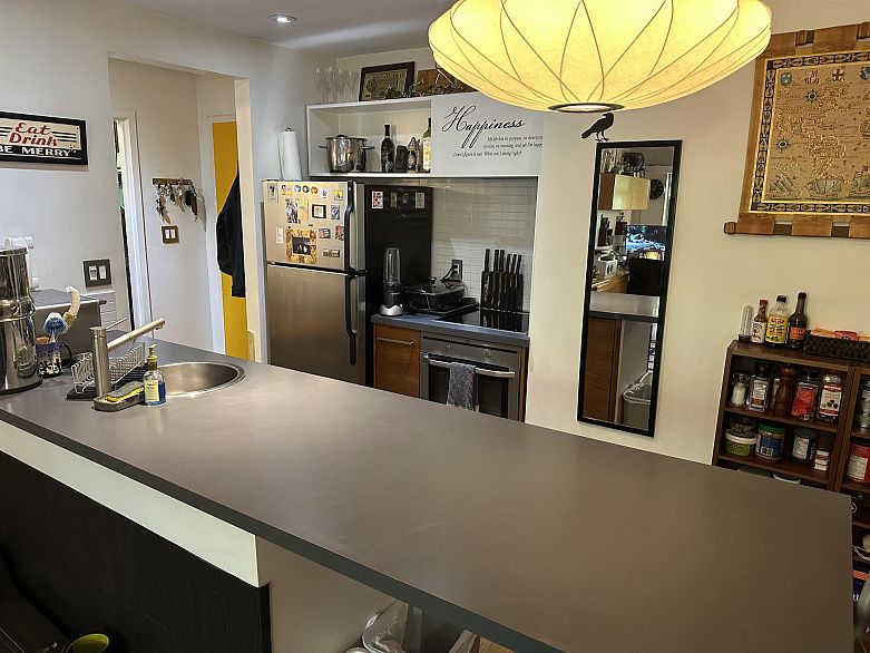 306 2234 Prince Albert Street