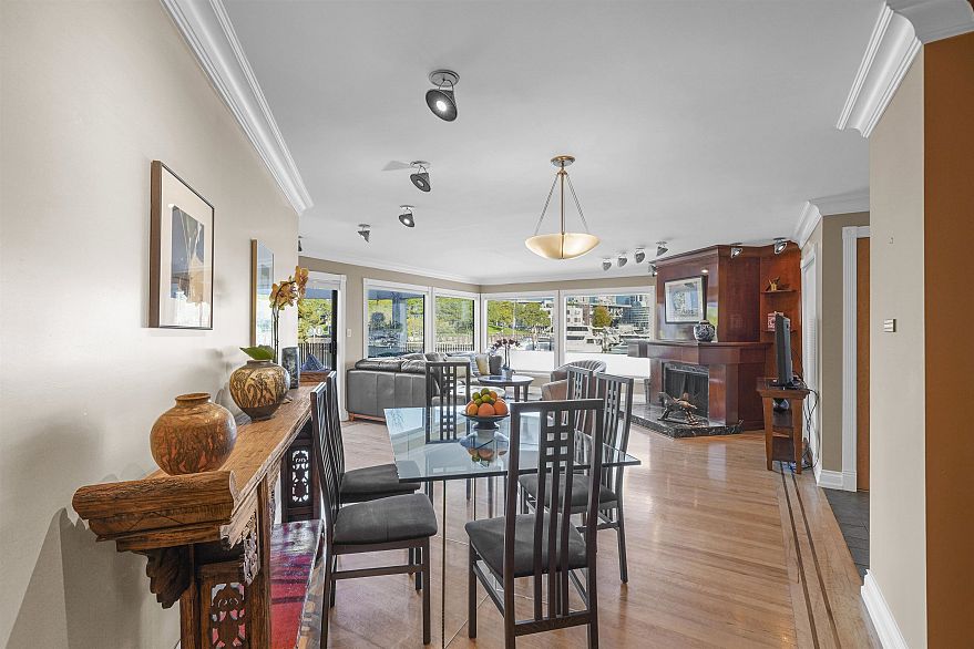 1130 Ironwork Passage