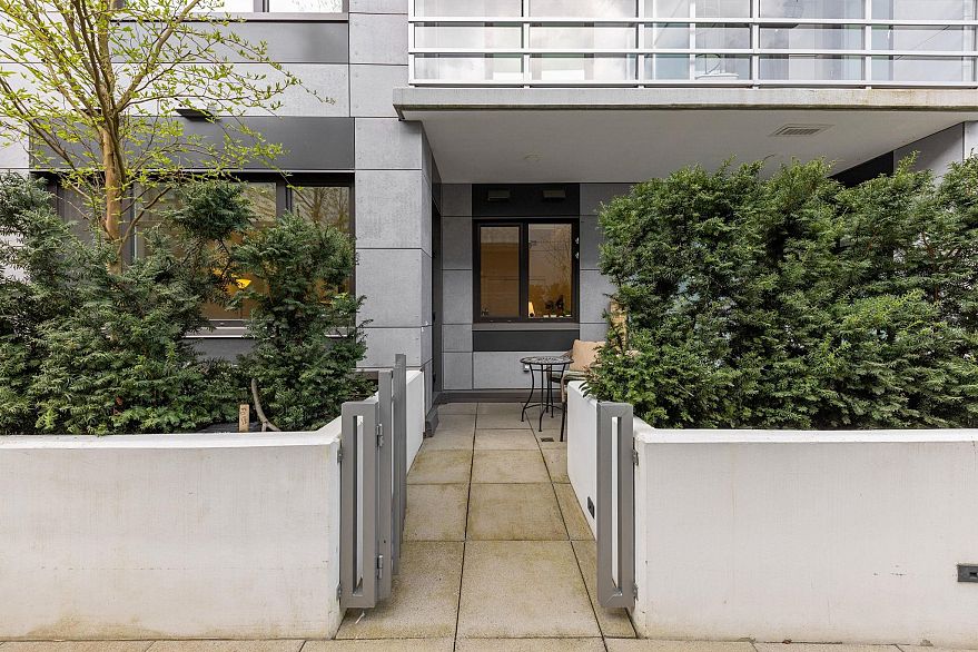 103 4932 Cambie Street