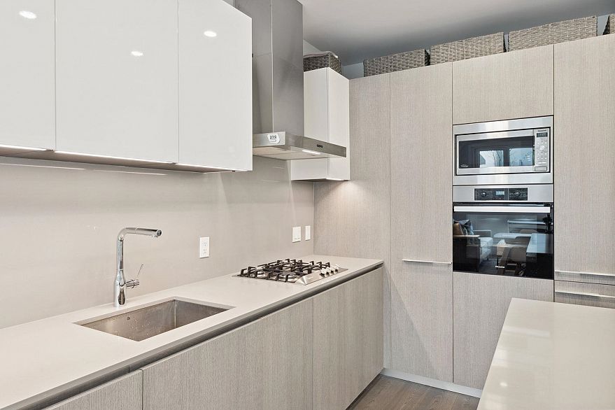 103 4932 Cambie Street