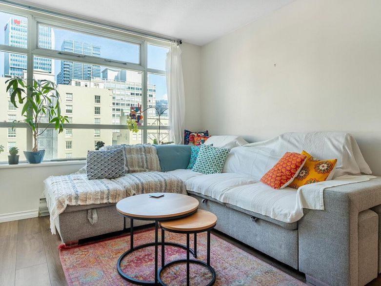 803 438 Seymour Street