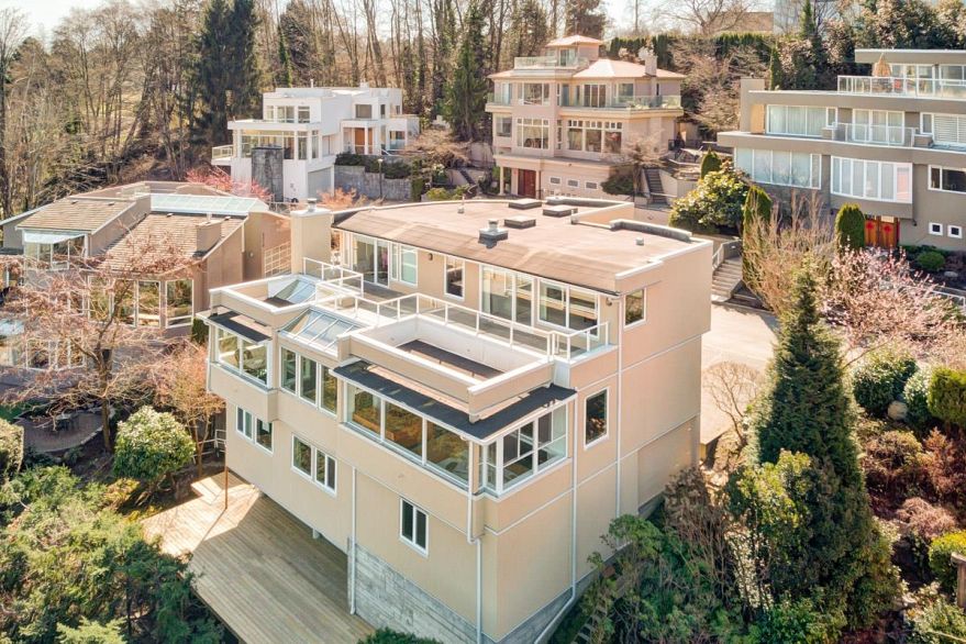 4322 West Point Place