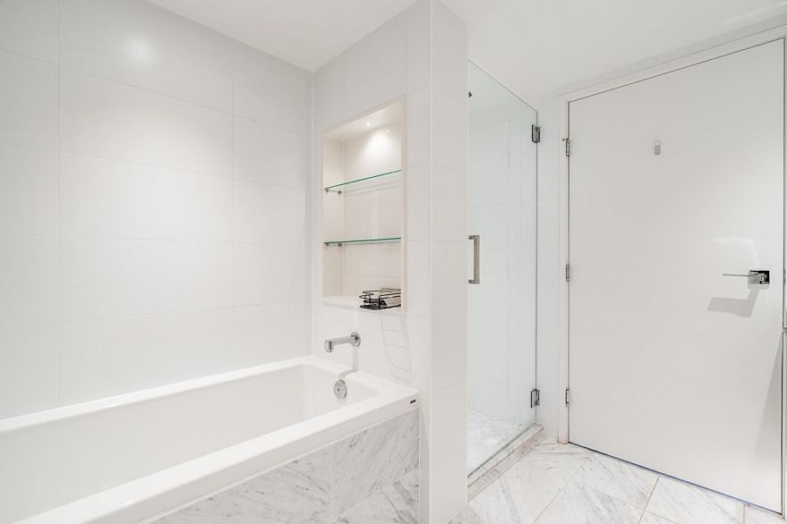 1910 1111 Richards Street