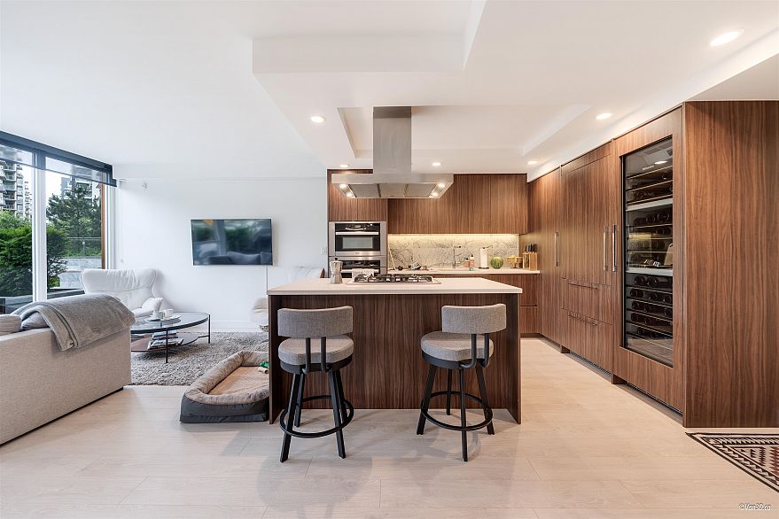 212 W 1ST AVENUE, Vancouver BC V5Y 0H4