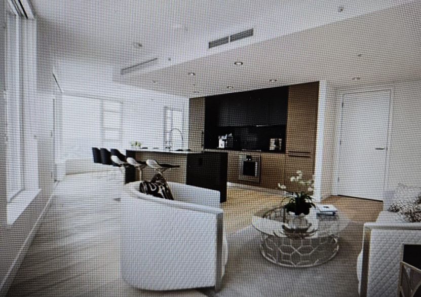 1611 1289 Hornby Street