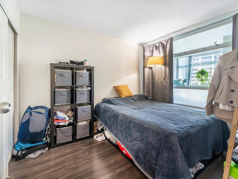 803 438 Seymour Street