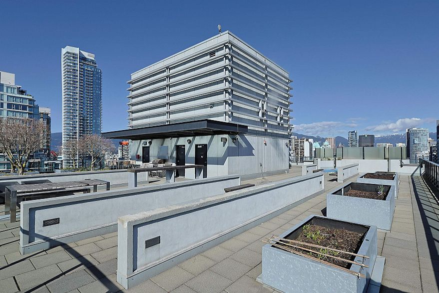 908 1325 Rolston Street