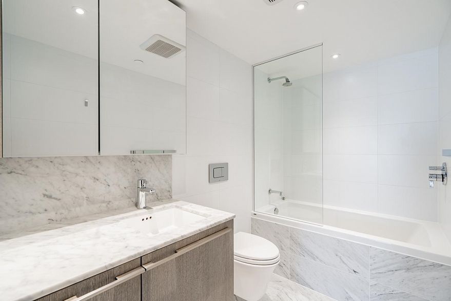 1910 1111 Richards Street