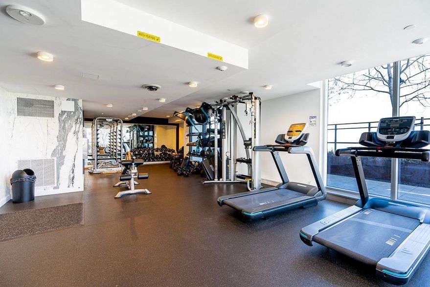 1910 1111 Richards Street