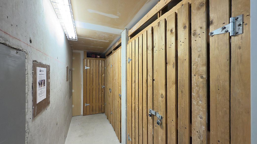 402 1845 Robson Street