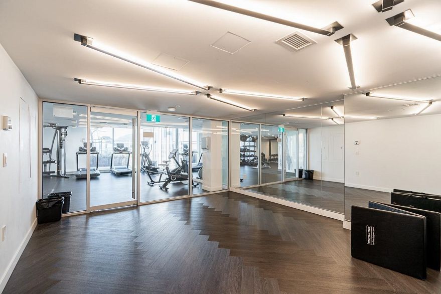 1910 1111 Richards Street