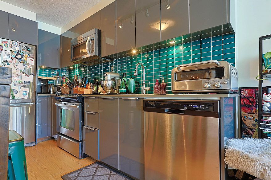 908 1325 Rolston Street